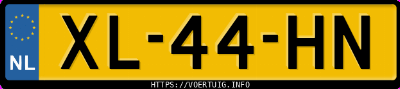 Kenteken afbeelding van XL44HN, rode Alfa Romeo Spider Q.v.