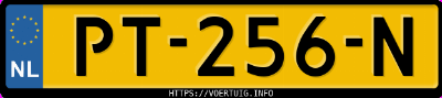 Kenteken afbeelding van PT256N, zwarte Volvo 850 T-5r